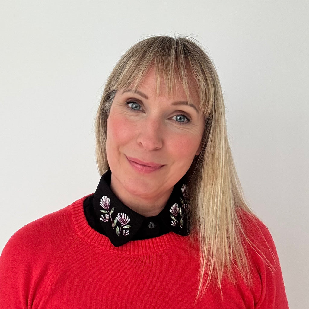 Spring Bloom - black