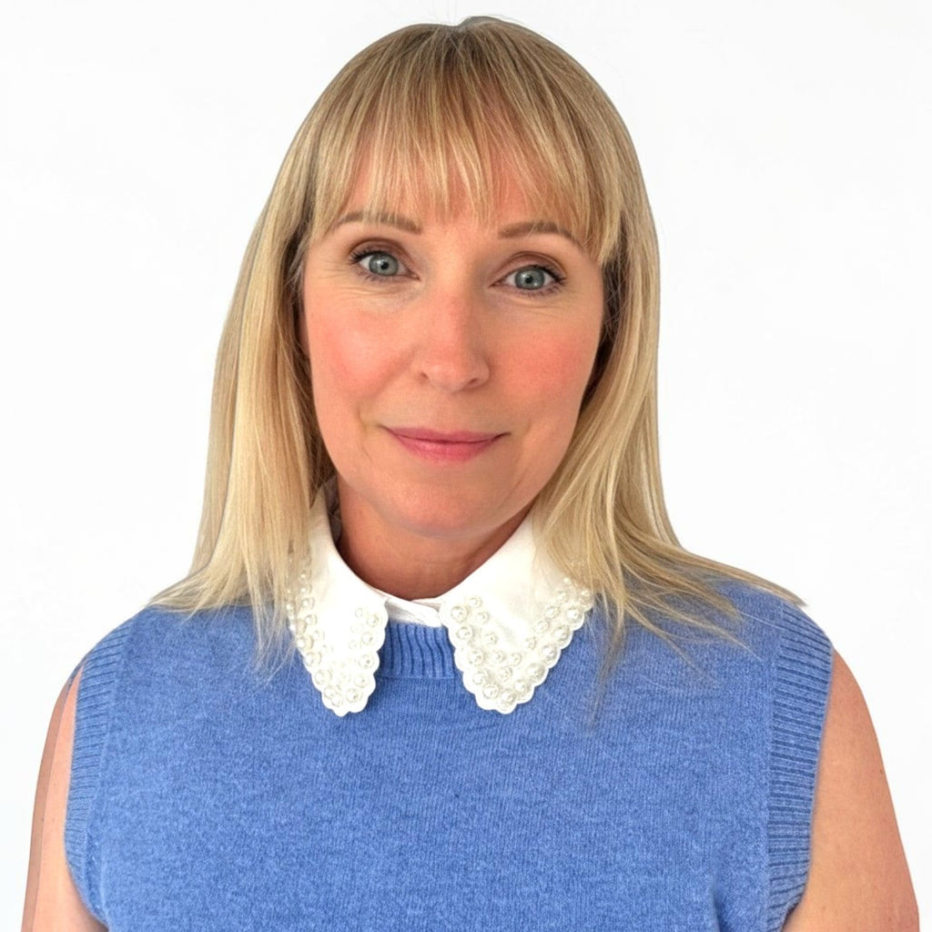 Simply Collars white detachable collar with pearl embellishments and scalloped edge.